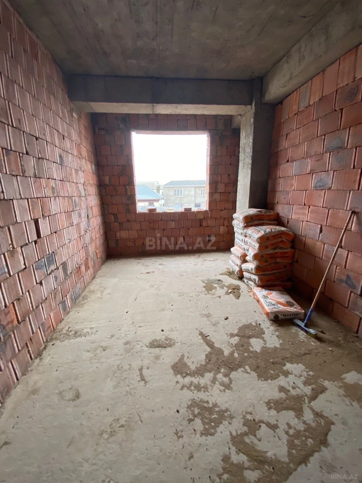 Satılır 1 otaqlı mənzil 45 m²