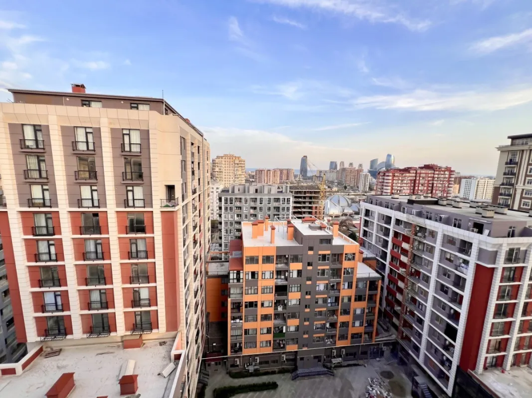 Satılır 2 otaqlı mənzil 56 m²
