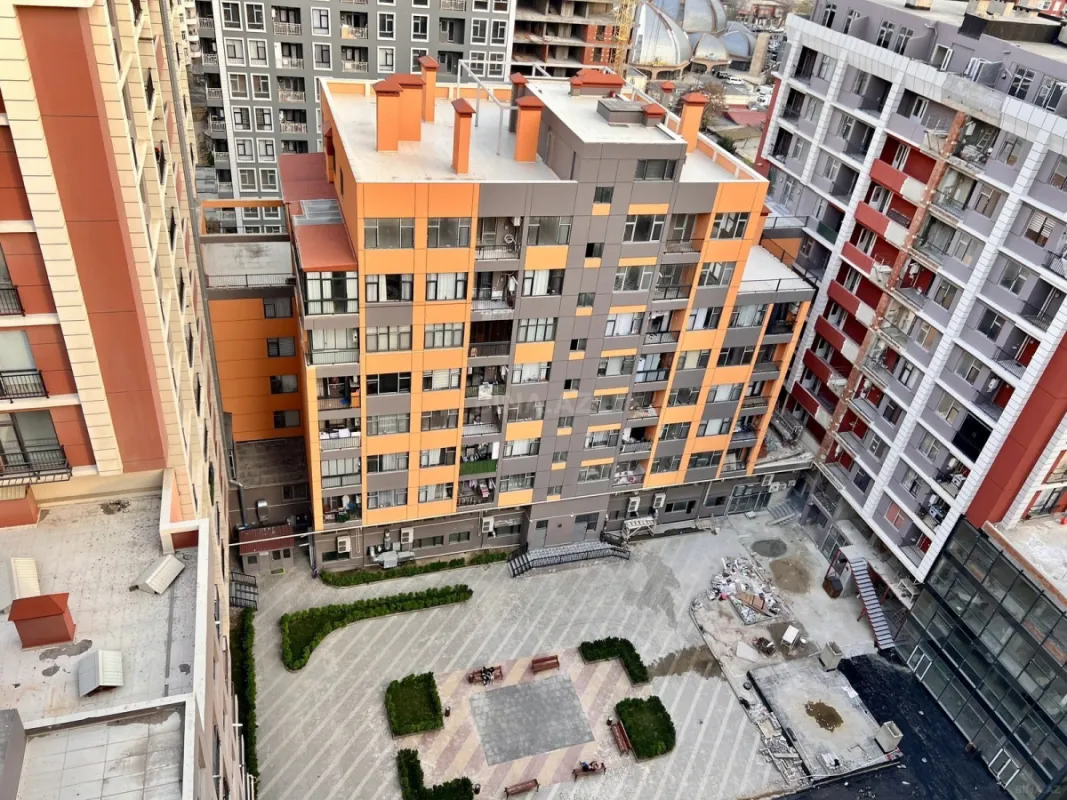 Satılır 2 otaqlı mənzil 56 m²