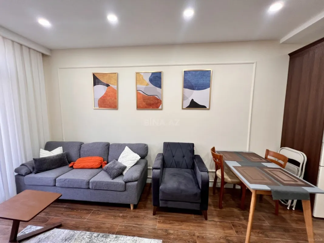 Satılır 2 otaqlı mənzil 56 m²