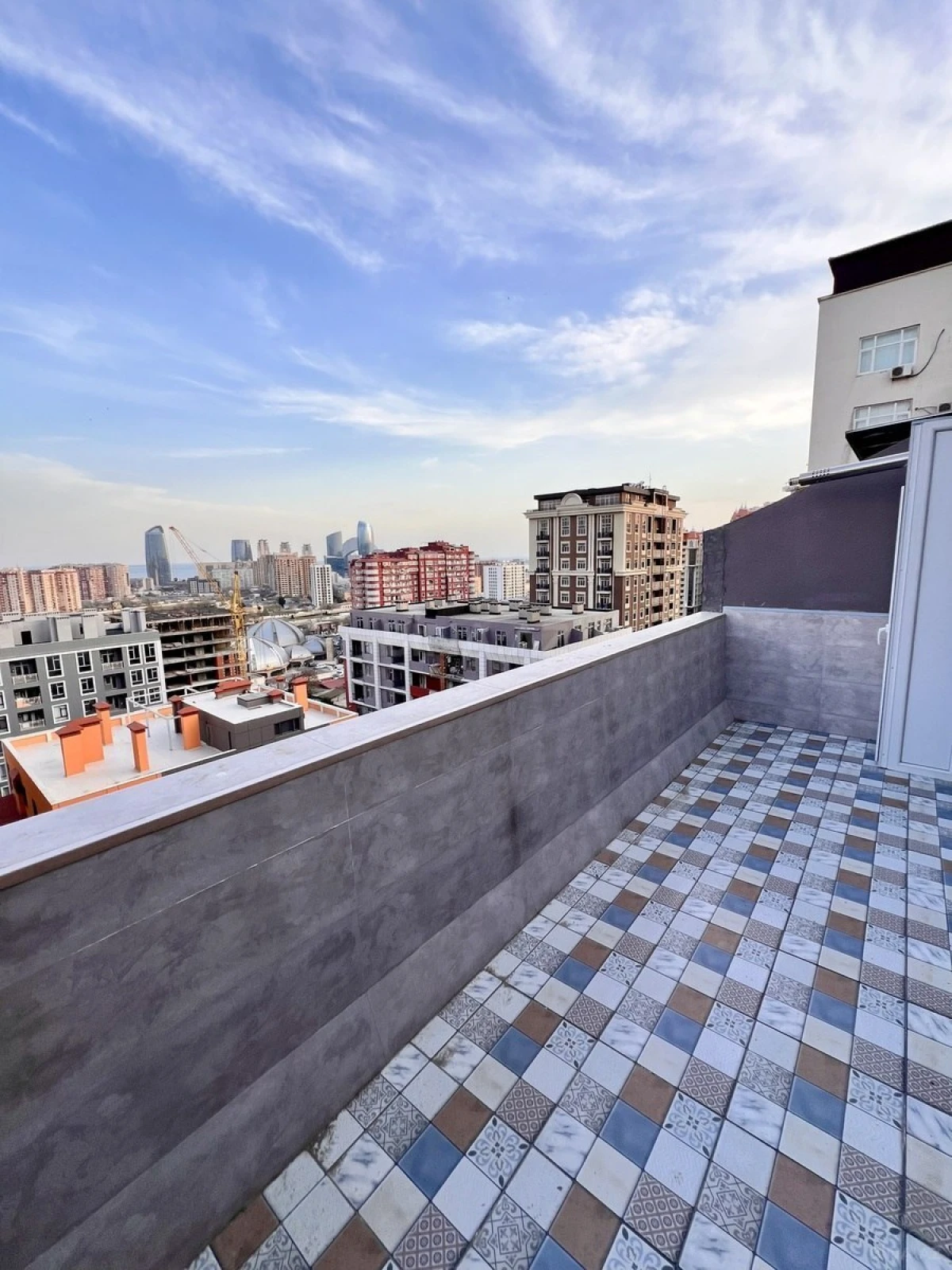 Satılır 2 otaqlı mənzil 56 m²
