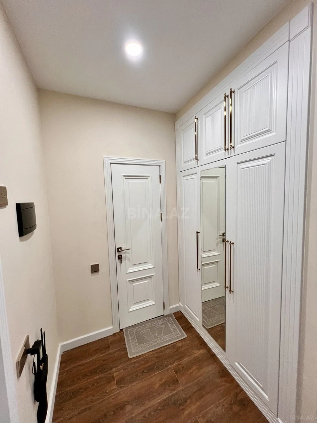 Satılır 2 otaqlı mənzil 56 m²