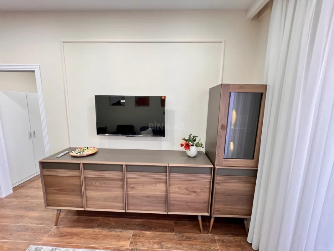 Satılır 2 otaqlı mənzil 56 m²