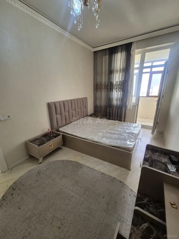 Kirayə verilir 3 otaqlı mənzil 125 m²