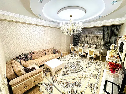 Satılır 3 otaqlı mənzil 118 m²