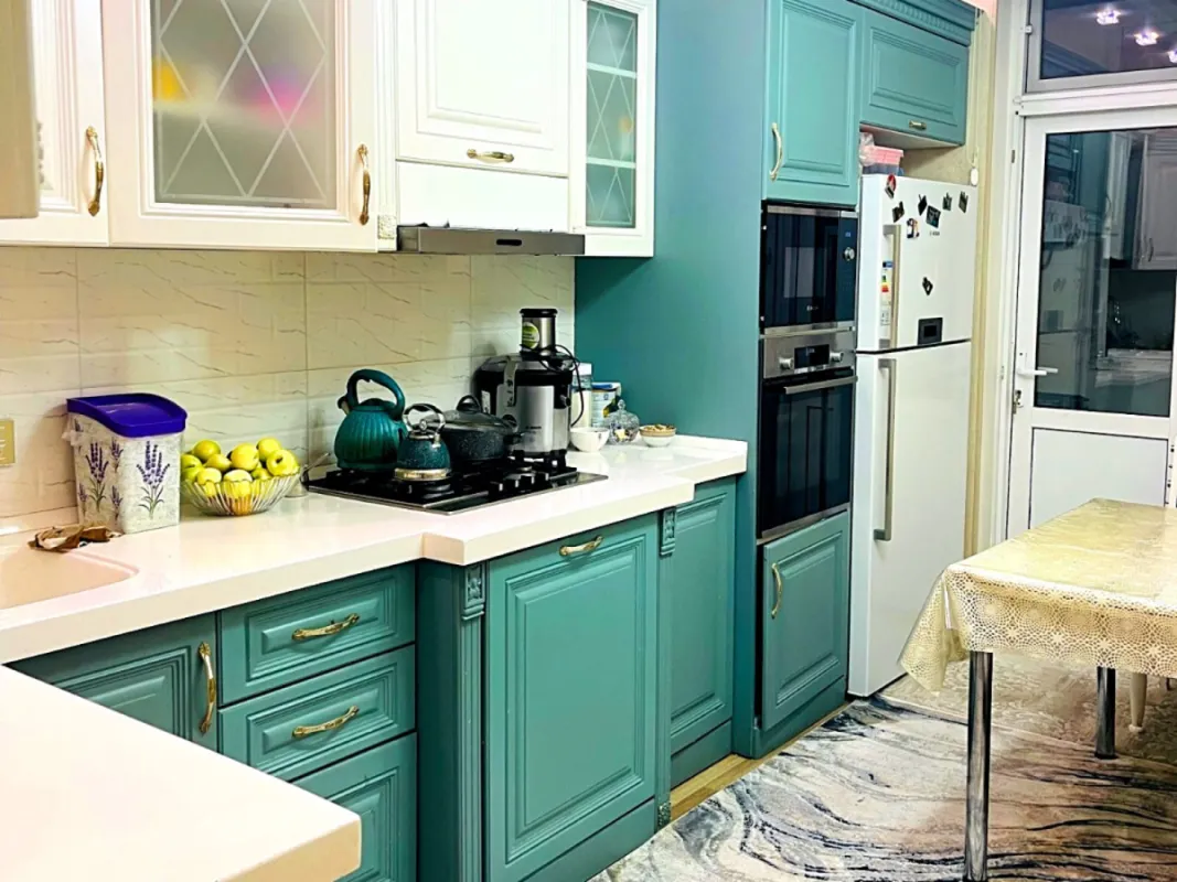 Satılır 3 otaqlı mənzil 118 m²