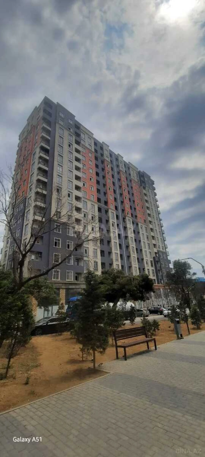 Satılır 1 otaqlı mənzil 50 m²