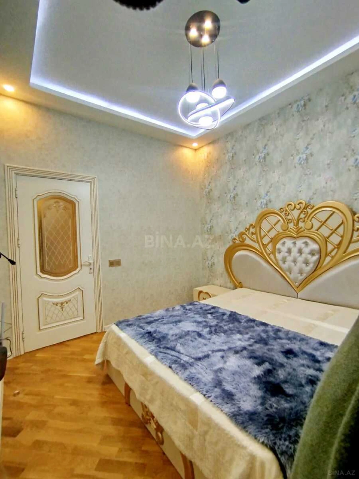 Kirayə verilir 2 otaqlı mənzil 80 m²