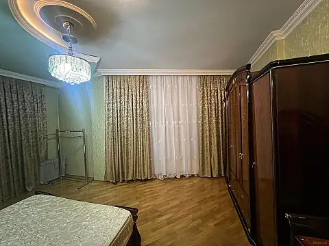 Kirayə verilir 3 otaqlı mənzil 110 m²