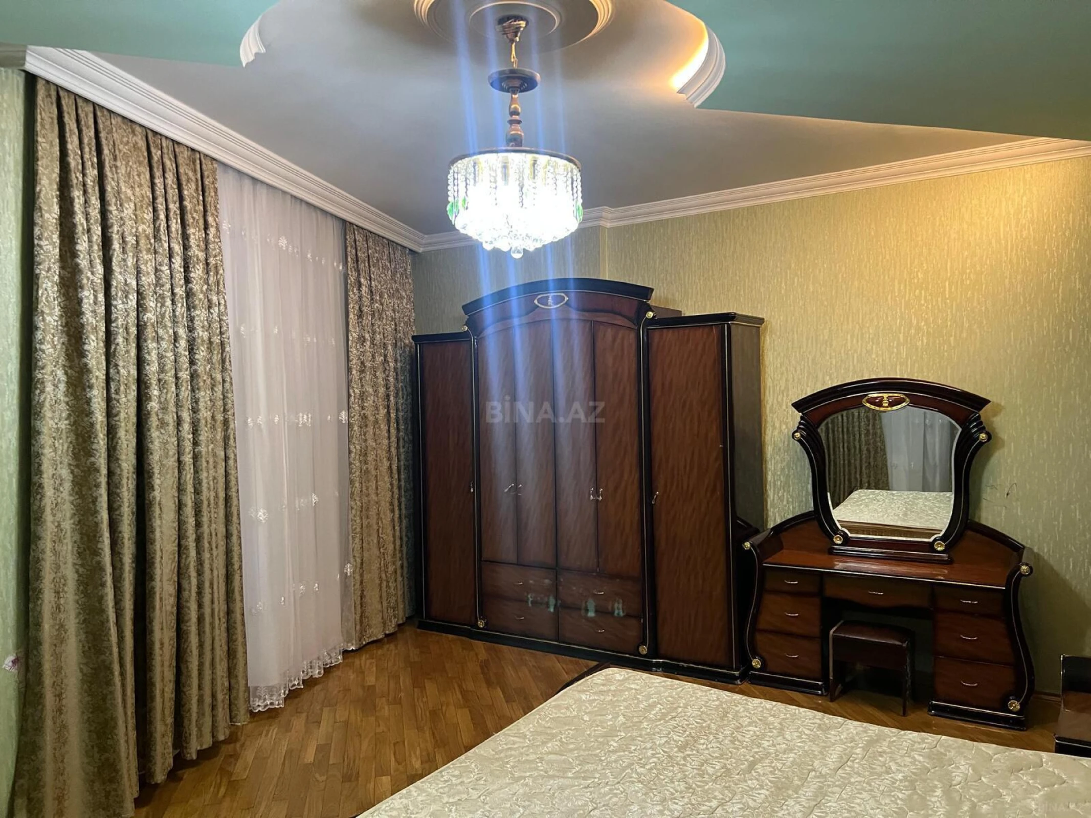 Kirayə verilir 3 otaqlı mənzil 110 m²