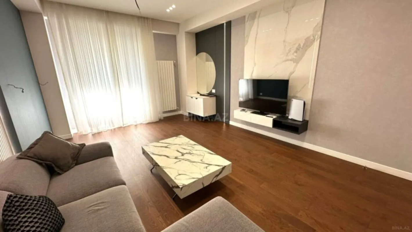 Satılır 2 otaqlı mənzil 95 m²