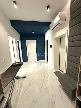 Satılır 2 otaqlı mənzil 95 m²