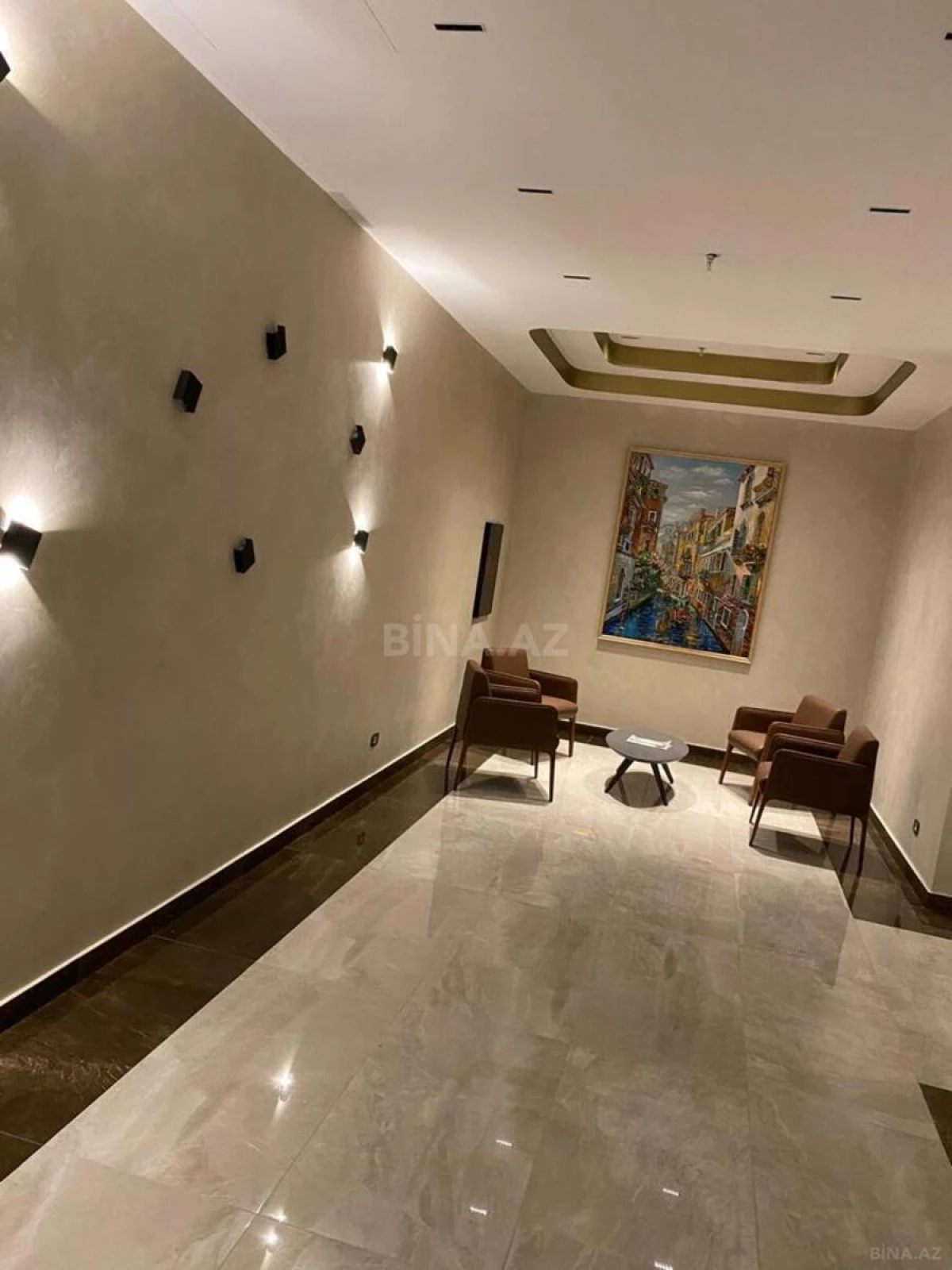 Kirayə verilir 2 otaqlı mənzil 65 m²