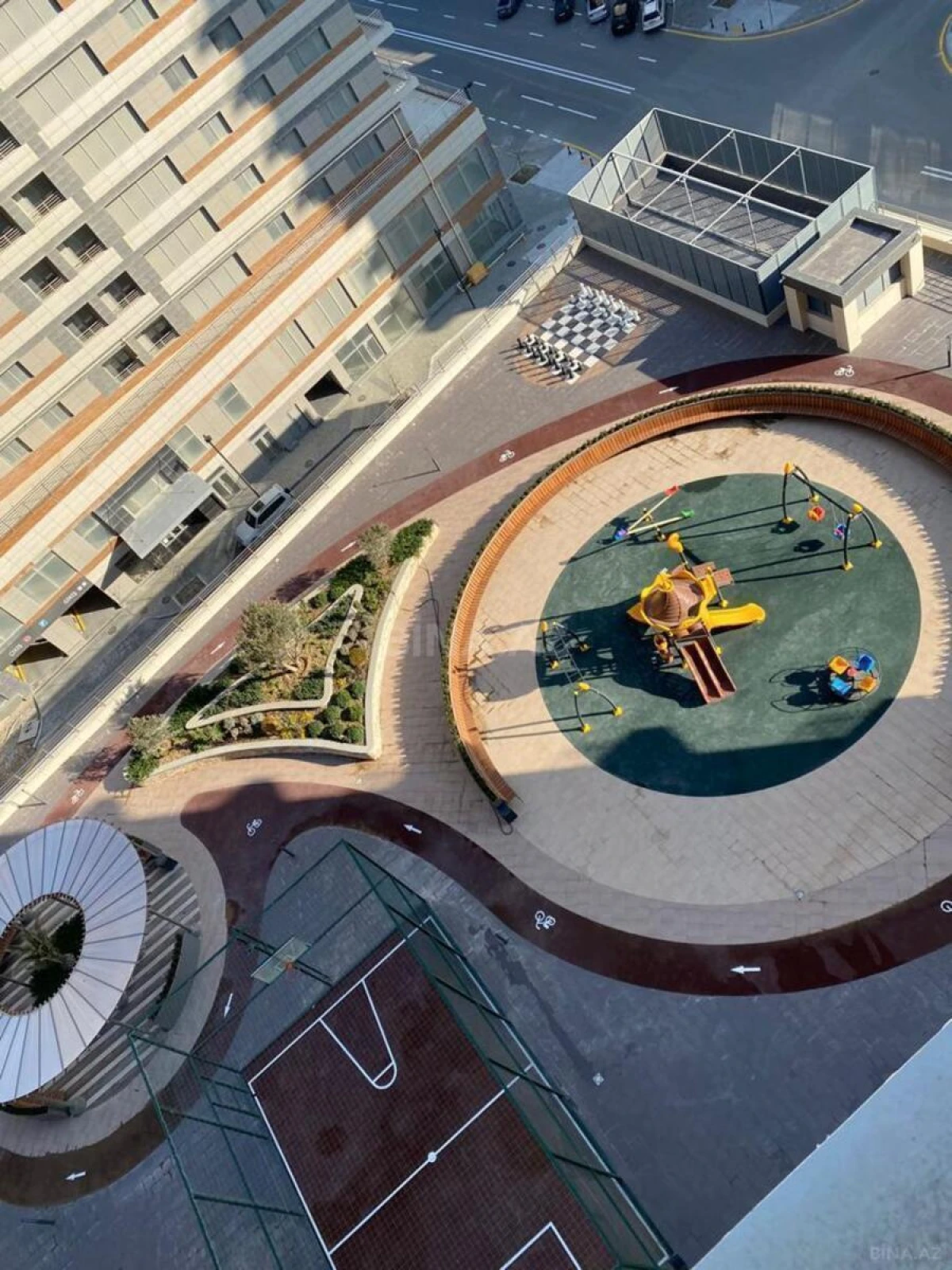 Kirayə verilir 2 otaqlı mənzil 65 m²