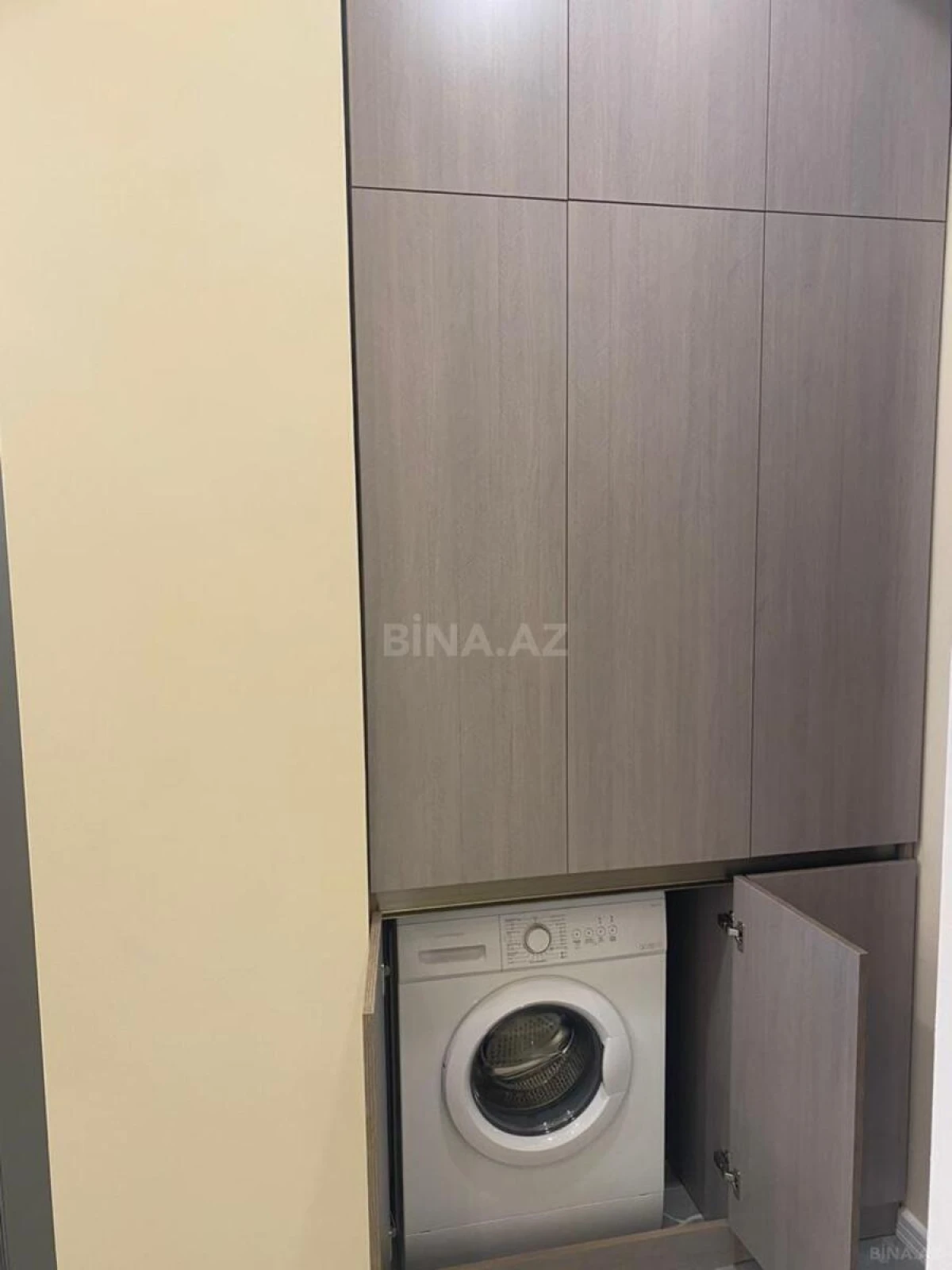 Kirayə verilir 2 otaqlı mənzil 65 m²