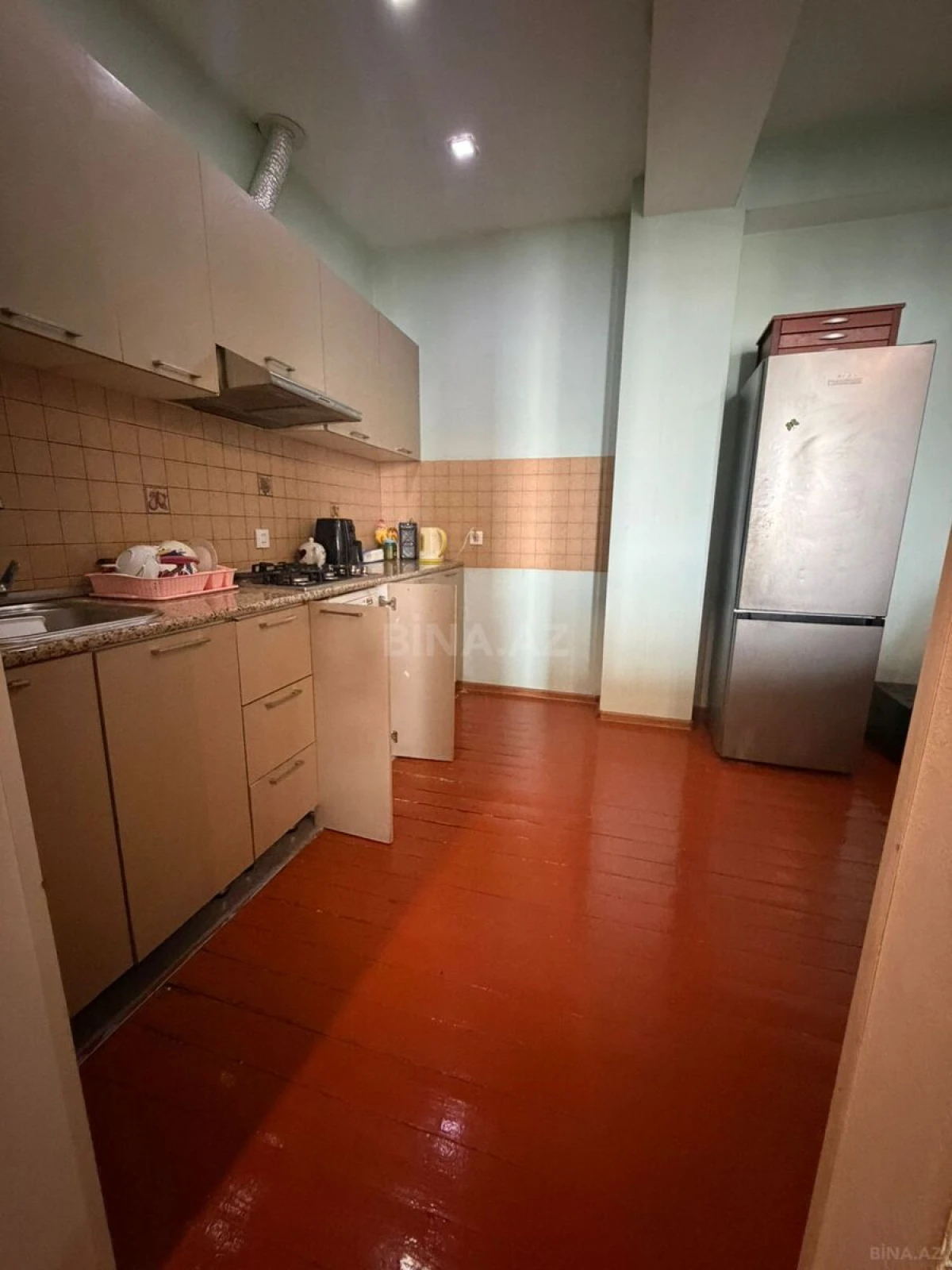 Satılır 2 otaqlı mənzil 70 m²