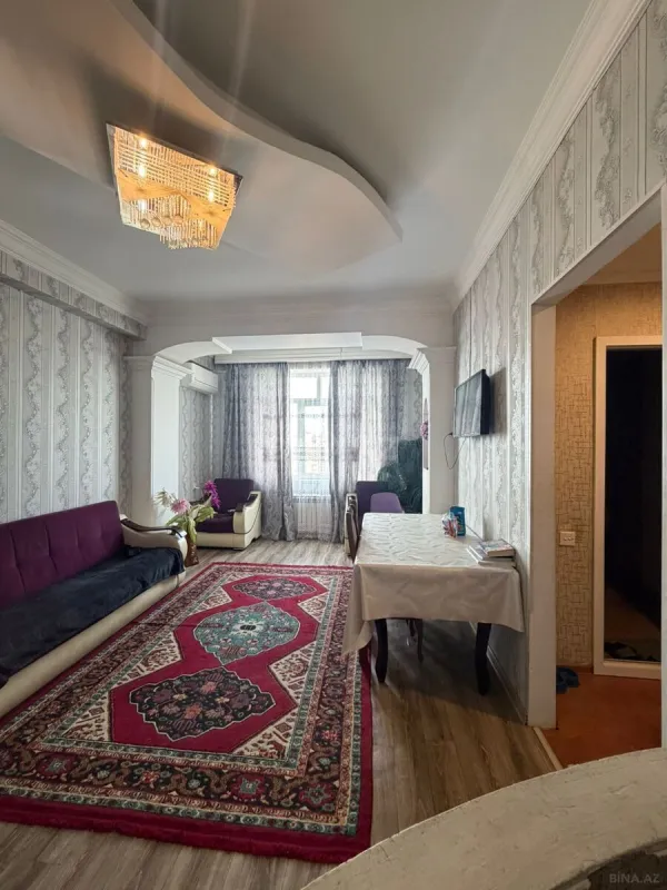 Satılır 2 otaqlı mənzil 70 m²