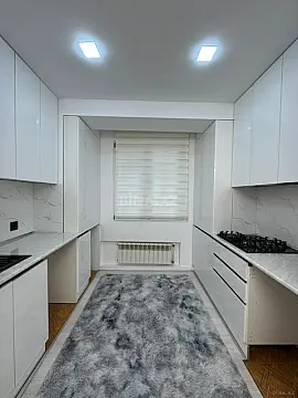Satılır 2 otaqlı mənzil 55 m²