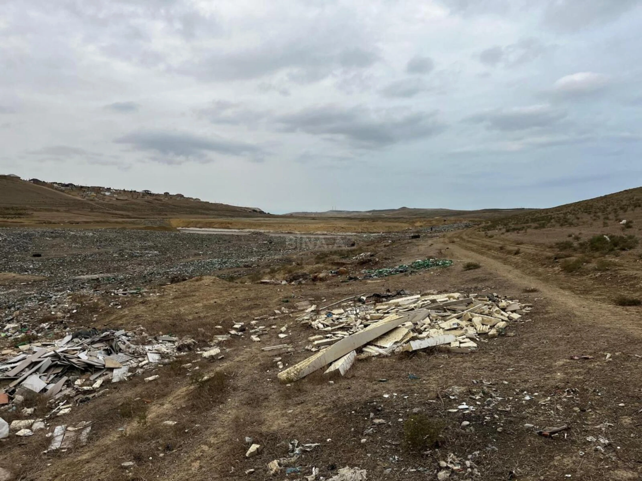 Satılır torpaq sahəsi 6 m²