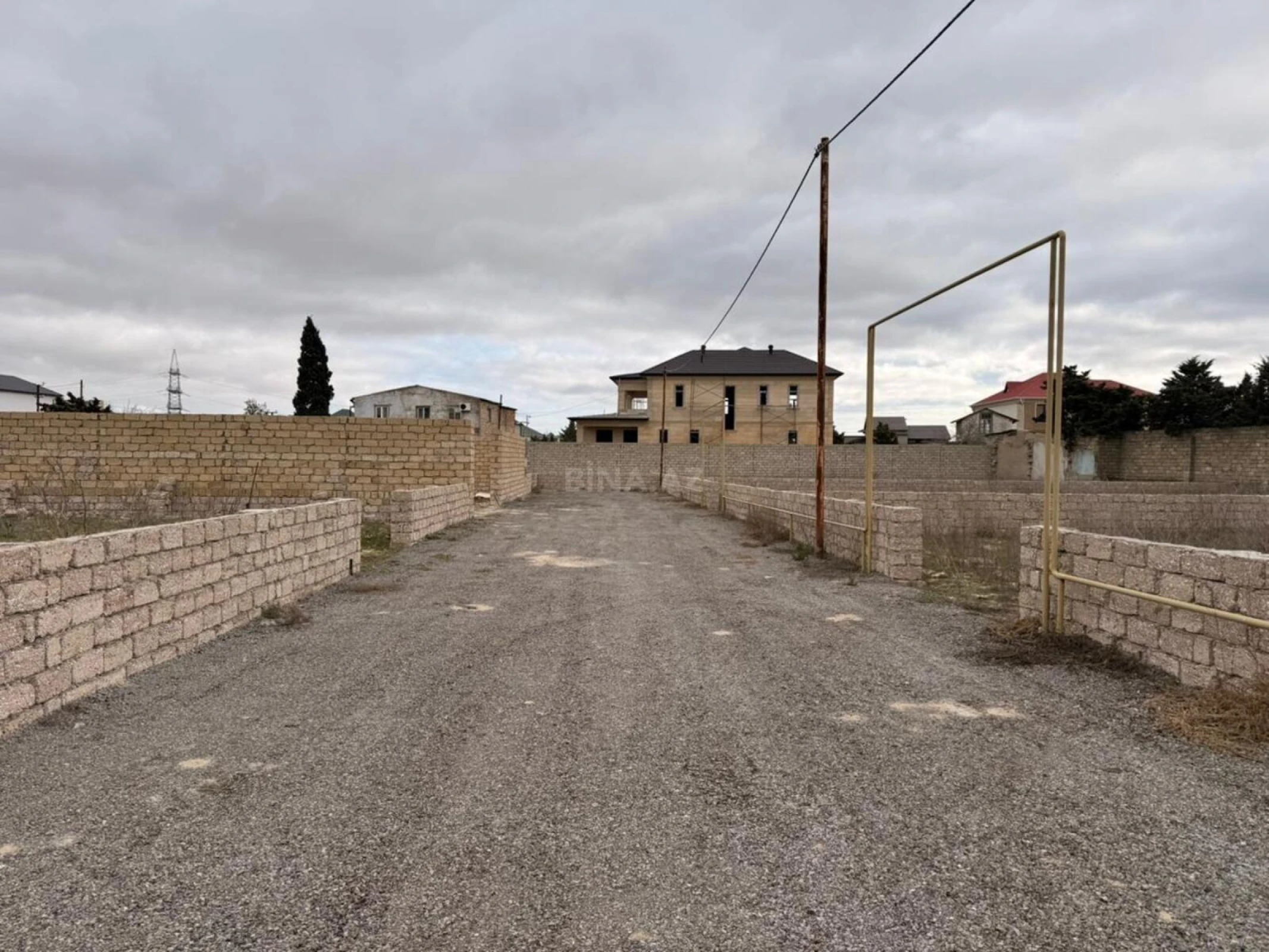 Satılır torpaq sahəsi 4 m²