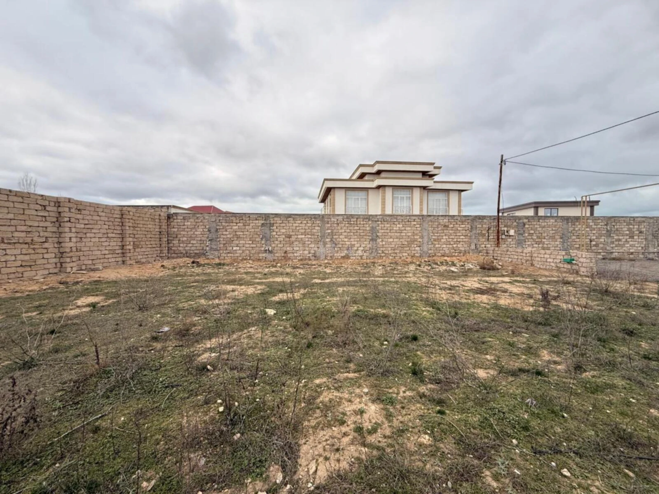 Satılır torpaq sahəsi 4 m²