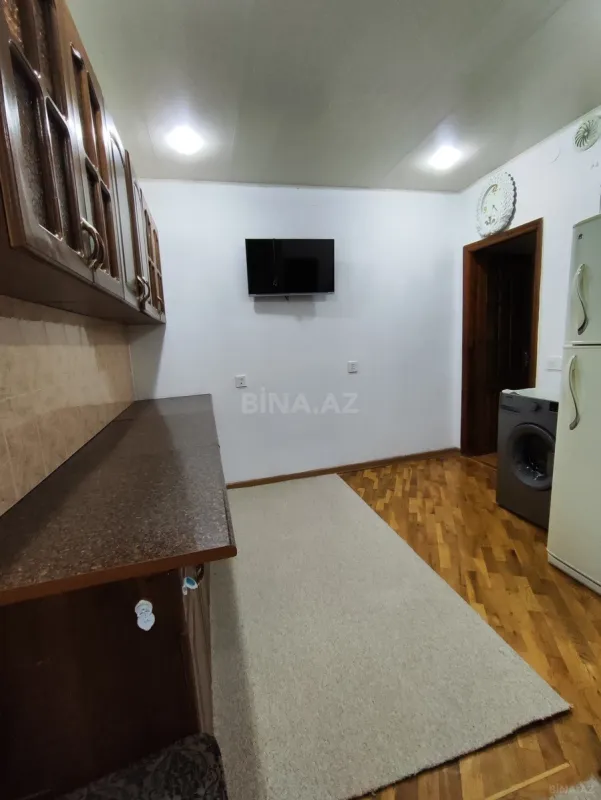 Satılır 4 otaqlı mənzil 100 m²