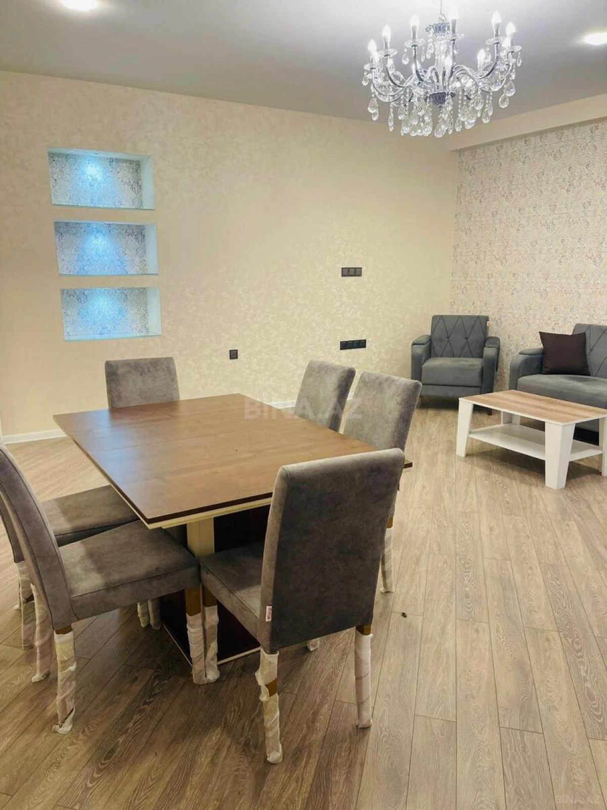 Kirayə verilir 3 otaqlı mənzil 110 m²