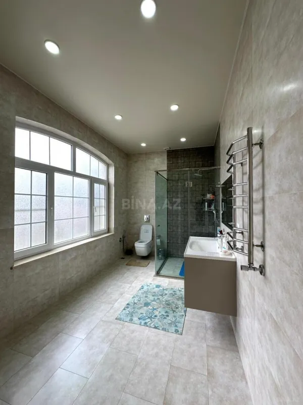 Satılır 6 otaqlı həyət evi 310 m²