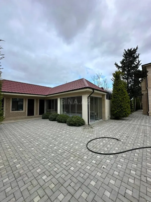 Satılır 6 otaqlı həyət evi 310 m²