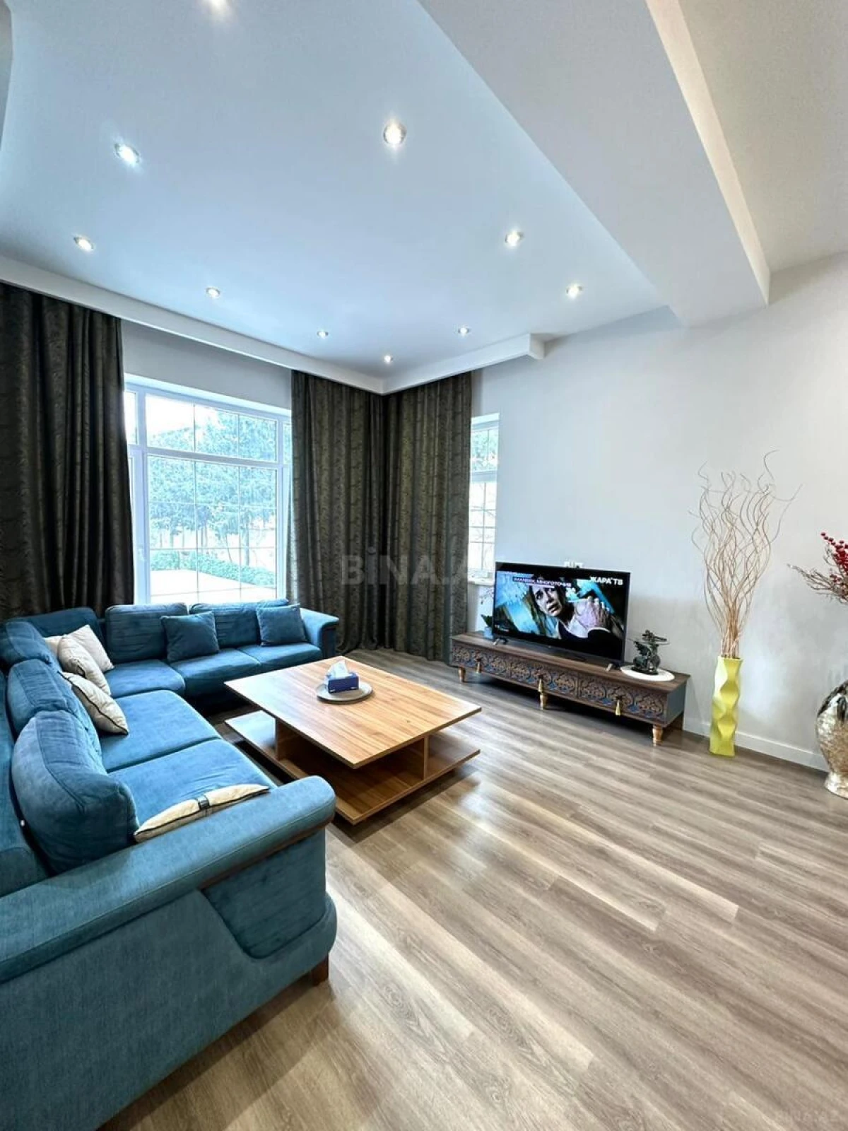 Satılır 6 otaqlı həyət evi 310 m²