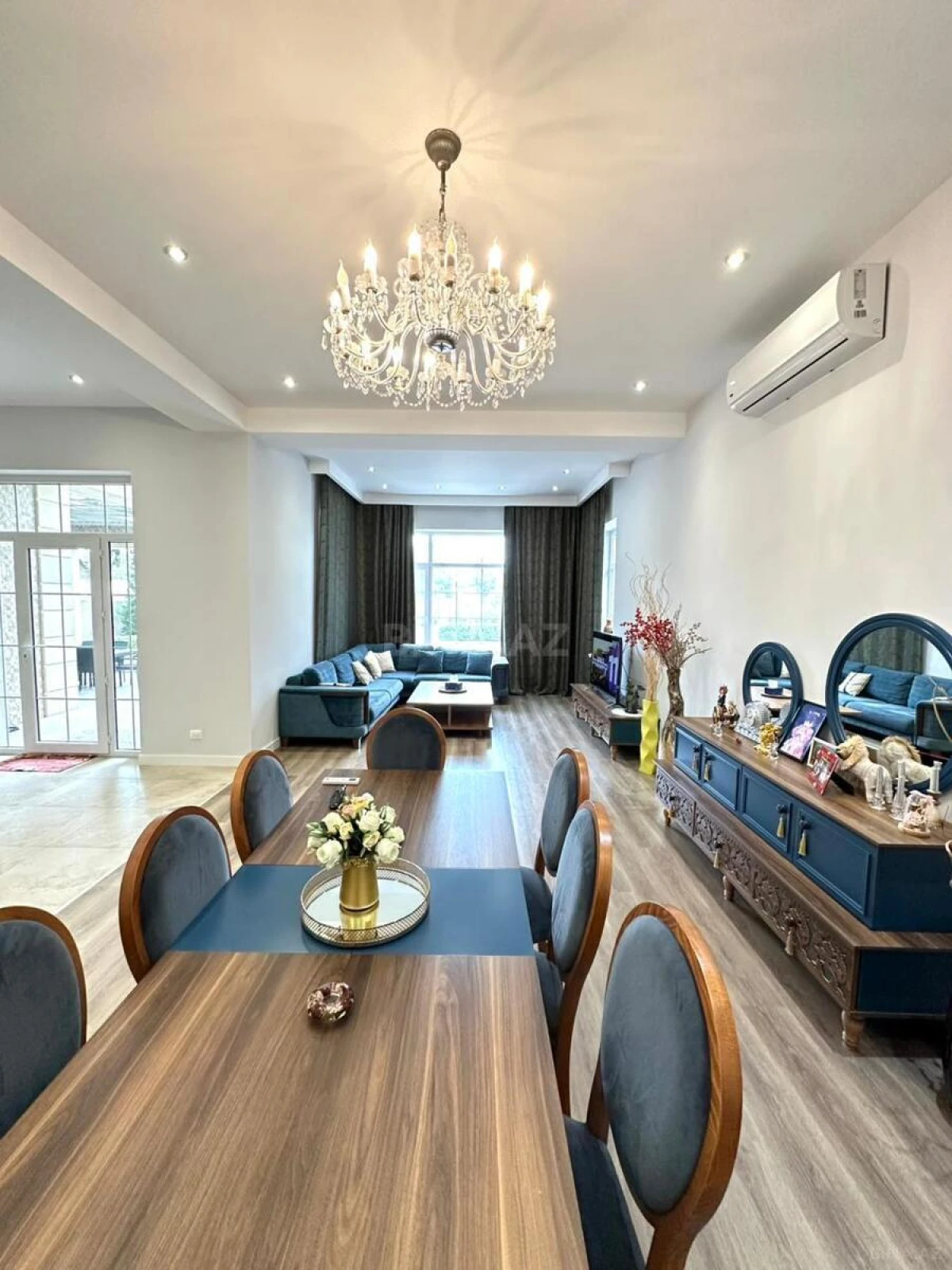 Satılır 6 otaqlı həyət evi 310 m²