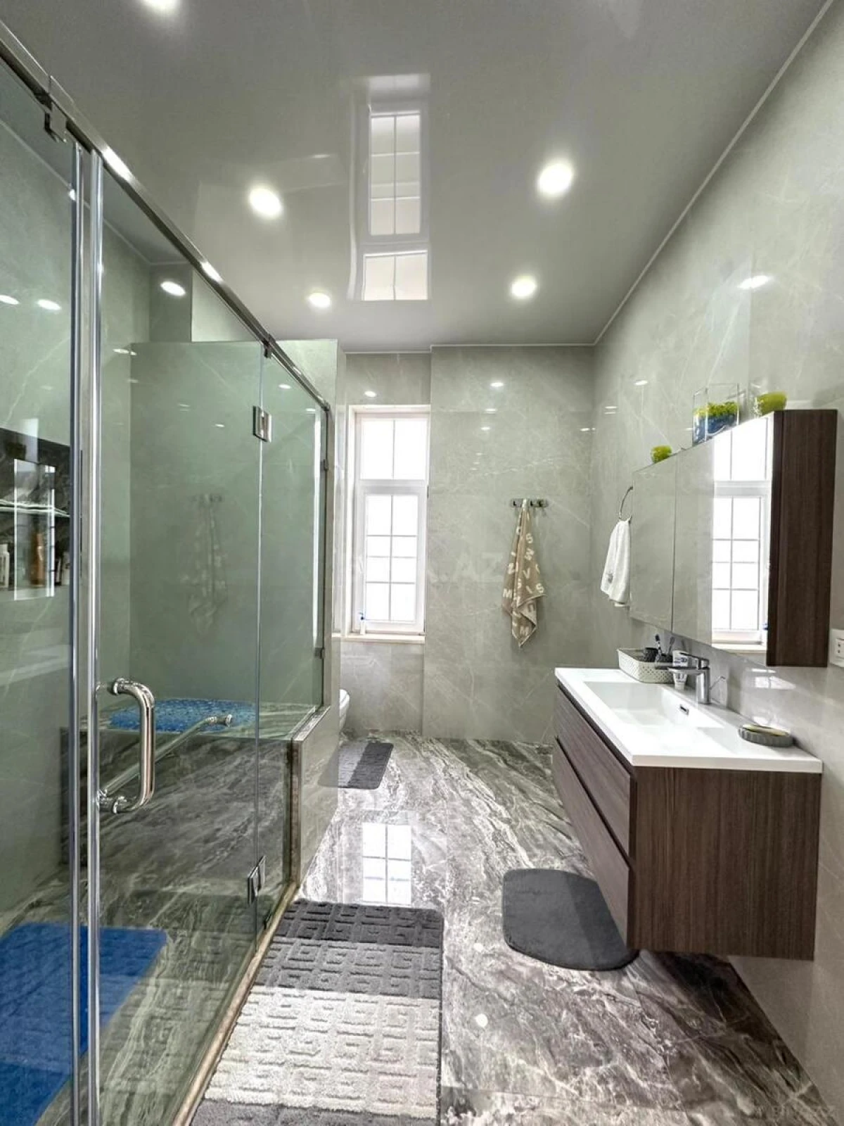 Satılır 6 otaqlı həyət evi 310 m²