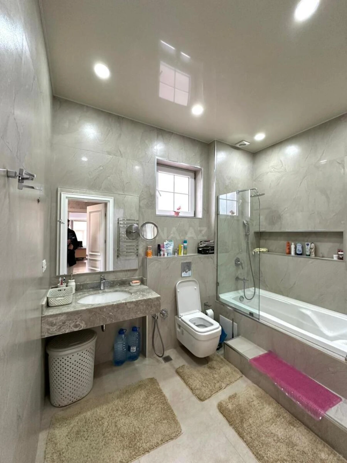 Satılır 6 otaqlı həyət evi 310 m²