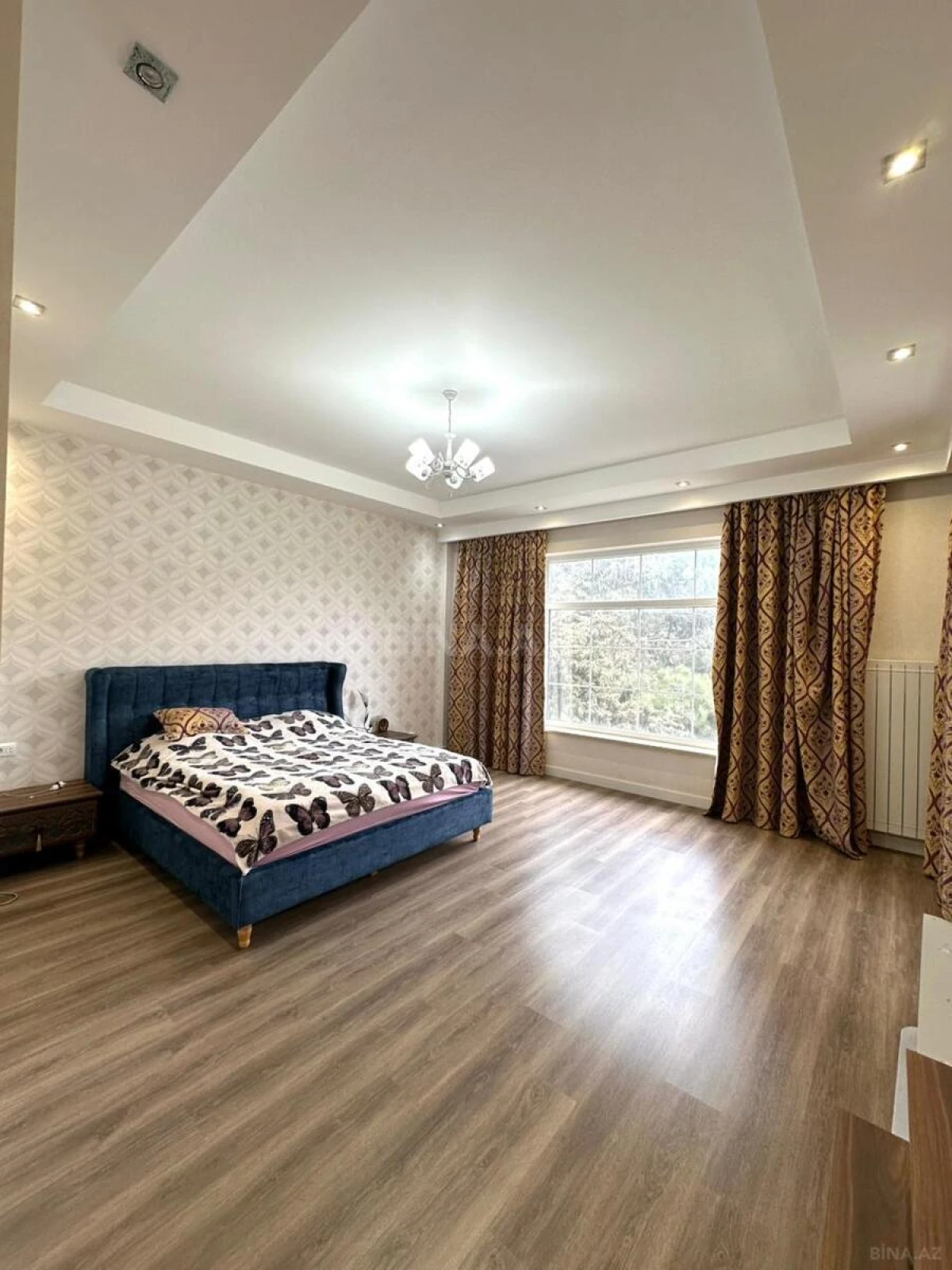 Satılır 6 otaqlı həyət evi 310 m²