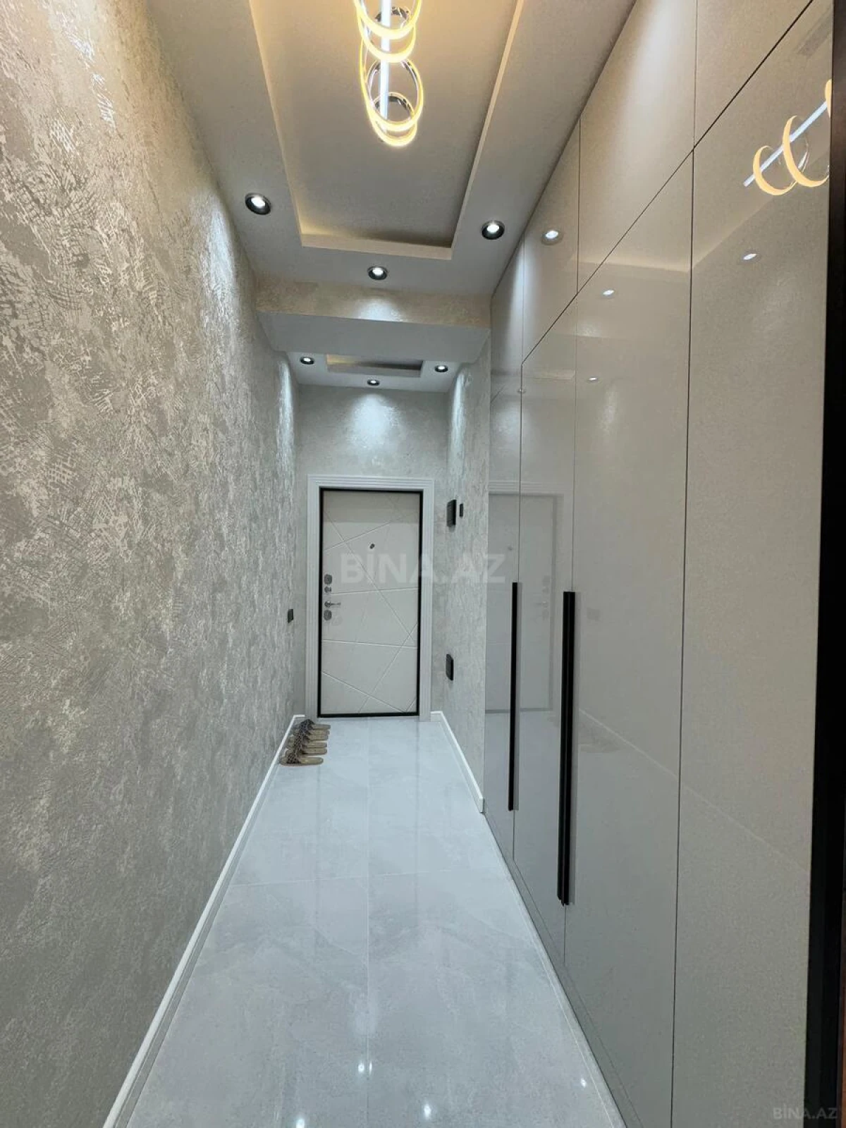 Satılır 3 otaqlı mənzil 80 m²