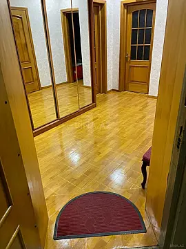 Kirayə verilir 3 otaqlı mənzil 145 m²