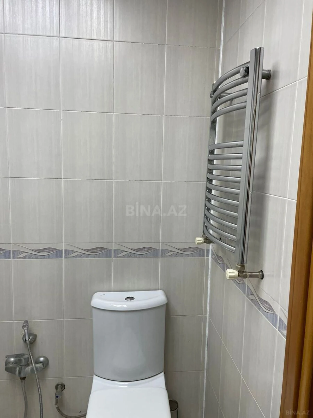 Kirayə verilir 3 otaqlı mənzil 145 m²