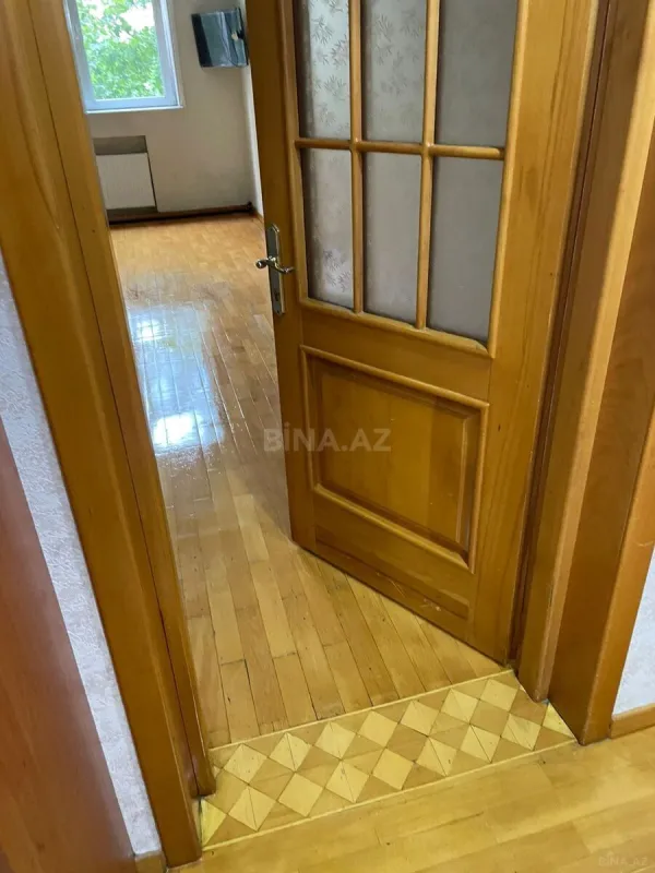 Kirayə verilir 3 otaqlı mənzil 145 m²