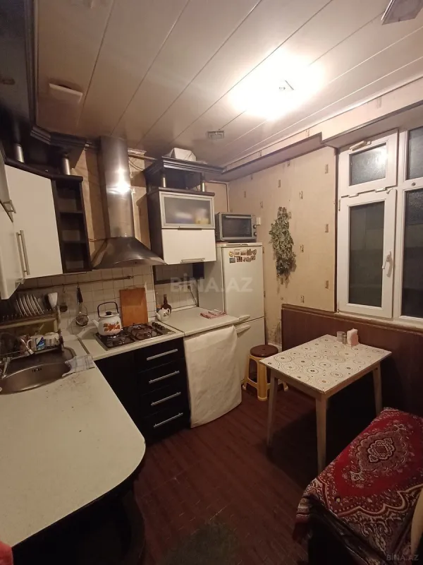 Satılır 3 otaqlı mənzil 63 m²