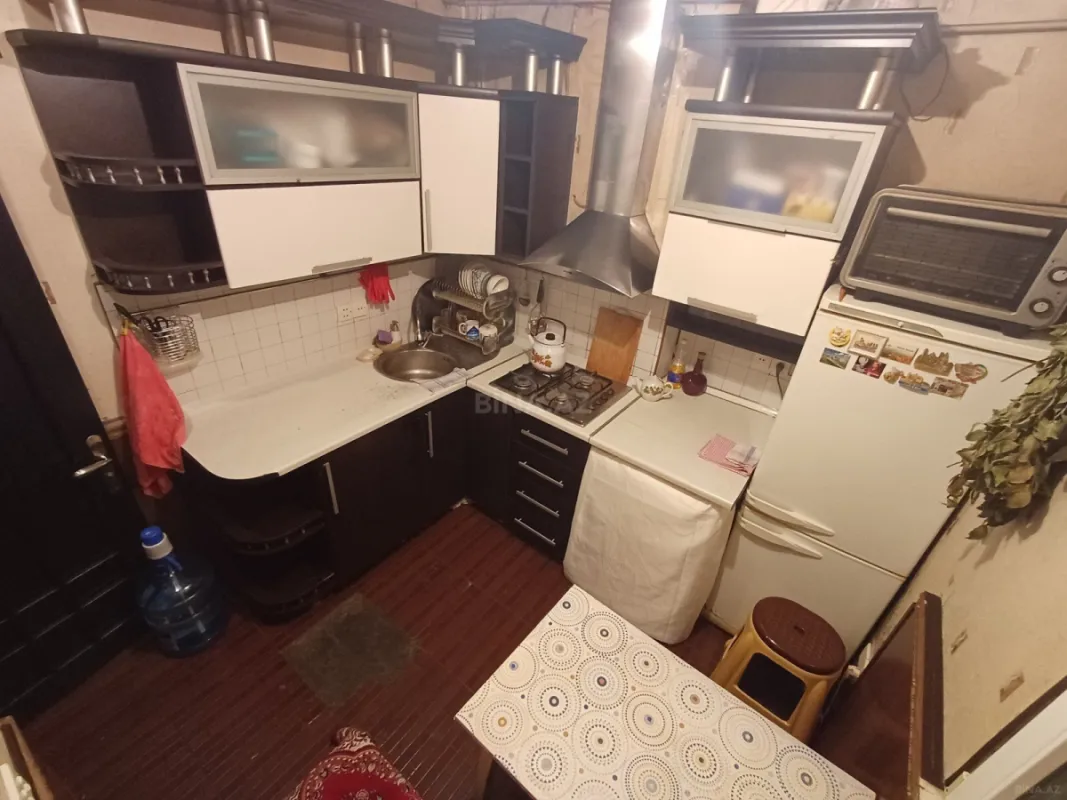 Satılır 3 otaqlı mənzil 63 m²