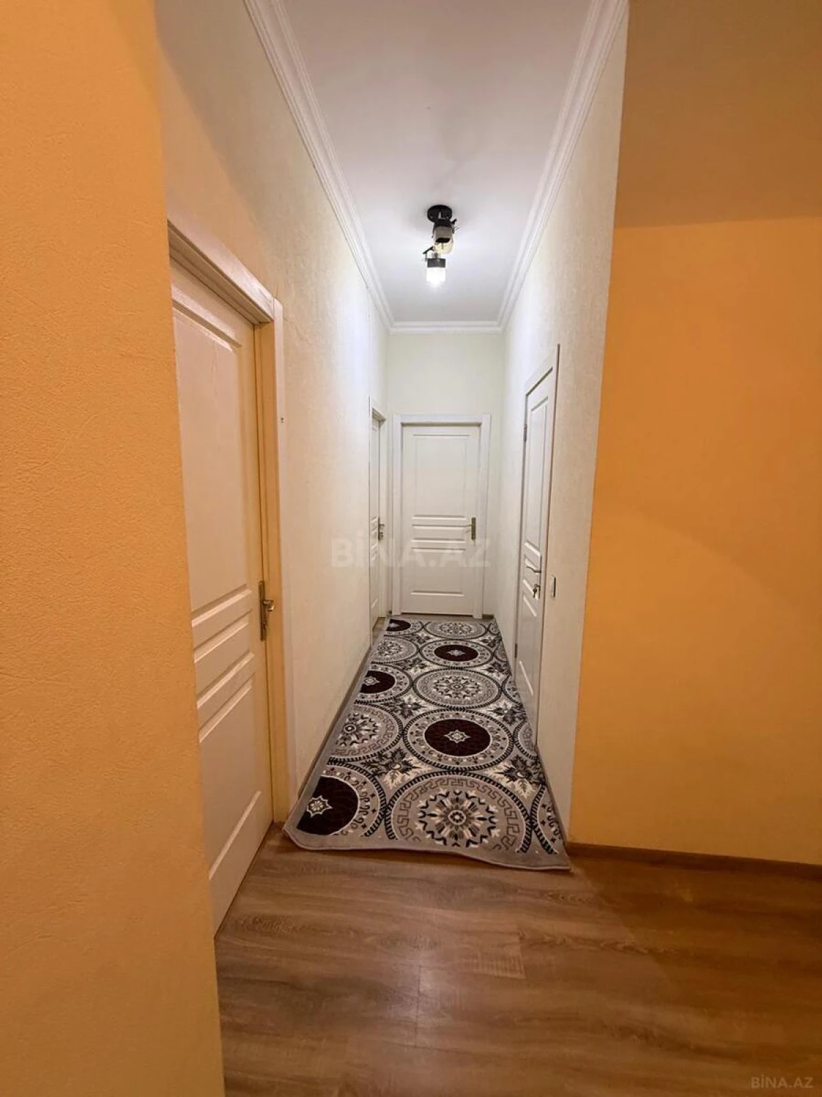 Kirayə verilir 2 otaqlı mənzil 57 m²