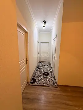 Kirayə verilir 2 otaqlı mənzil 57 m²