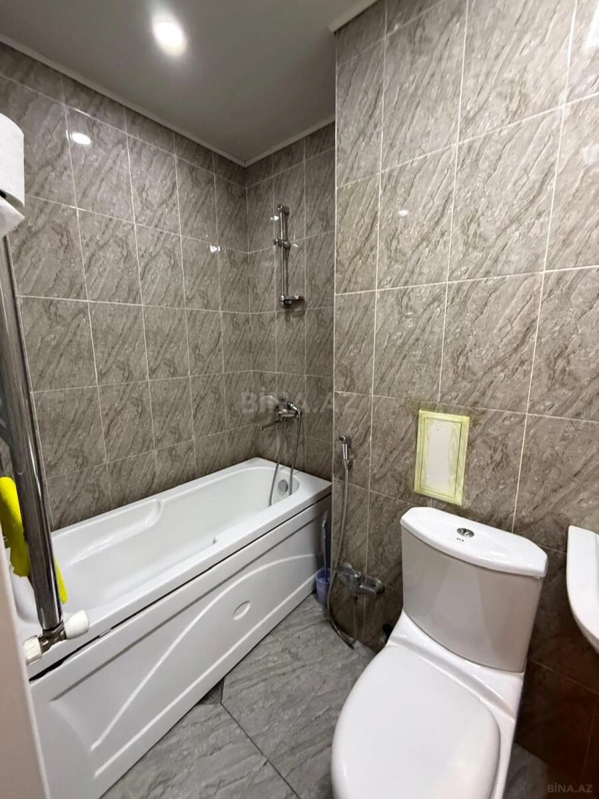 Kirayə verilir 2 otaqlı mənzil 57 m²