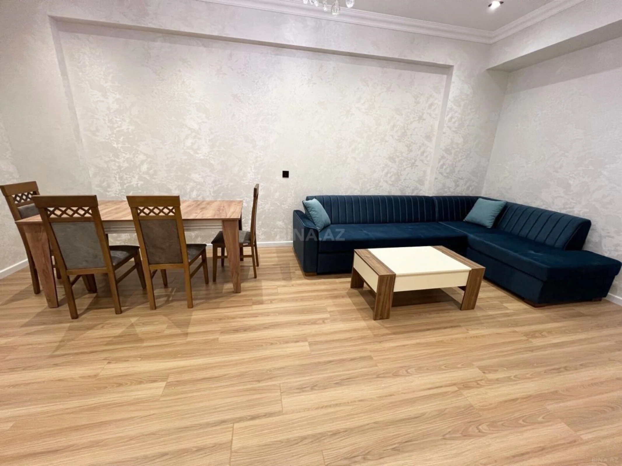 Kirayə verilir 3 otaqlı mənzil 112 m²