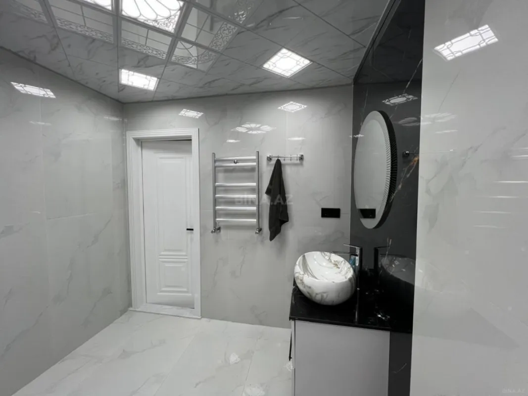 Kirayə verilir 3 otaqlı mənzil 112 m²