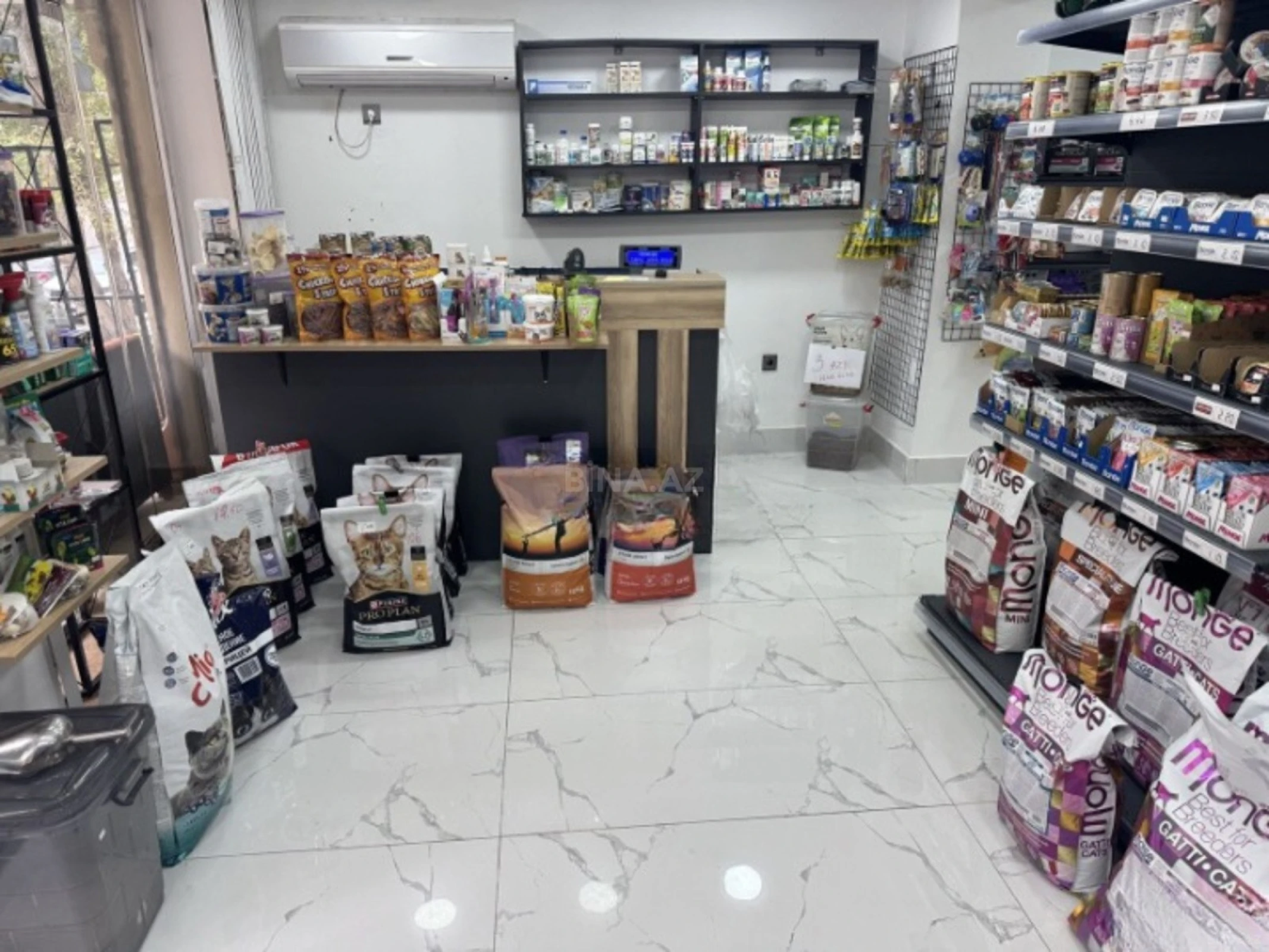 Kirayə verilir obyekt 80 m²