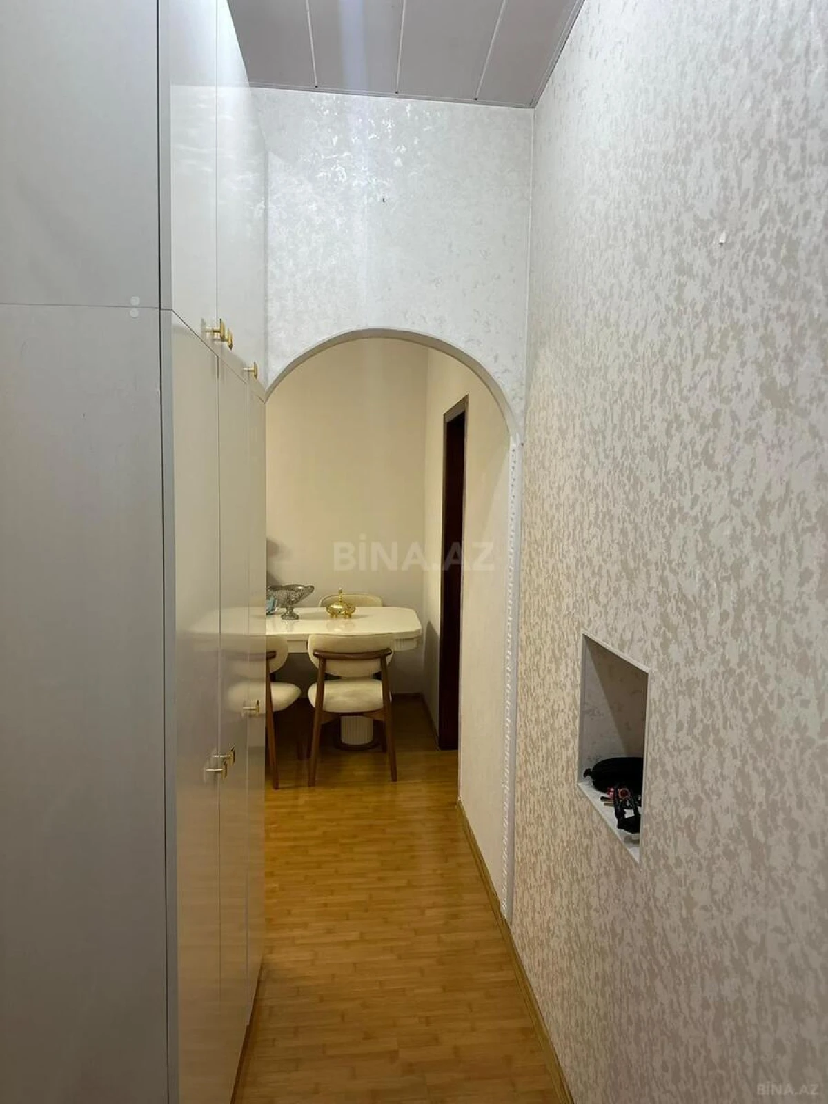Satılır 2 otaqlı mənzil 52 m²