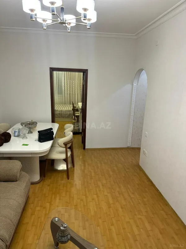 Satılır 2 otaqlı mənzil 52 m²
