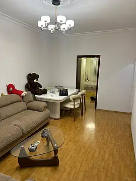 Satılır 2 otaqlı mənzil 52 m²
