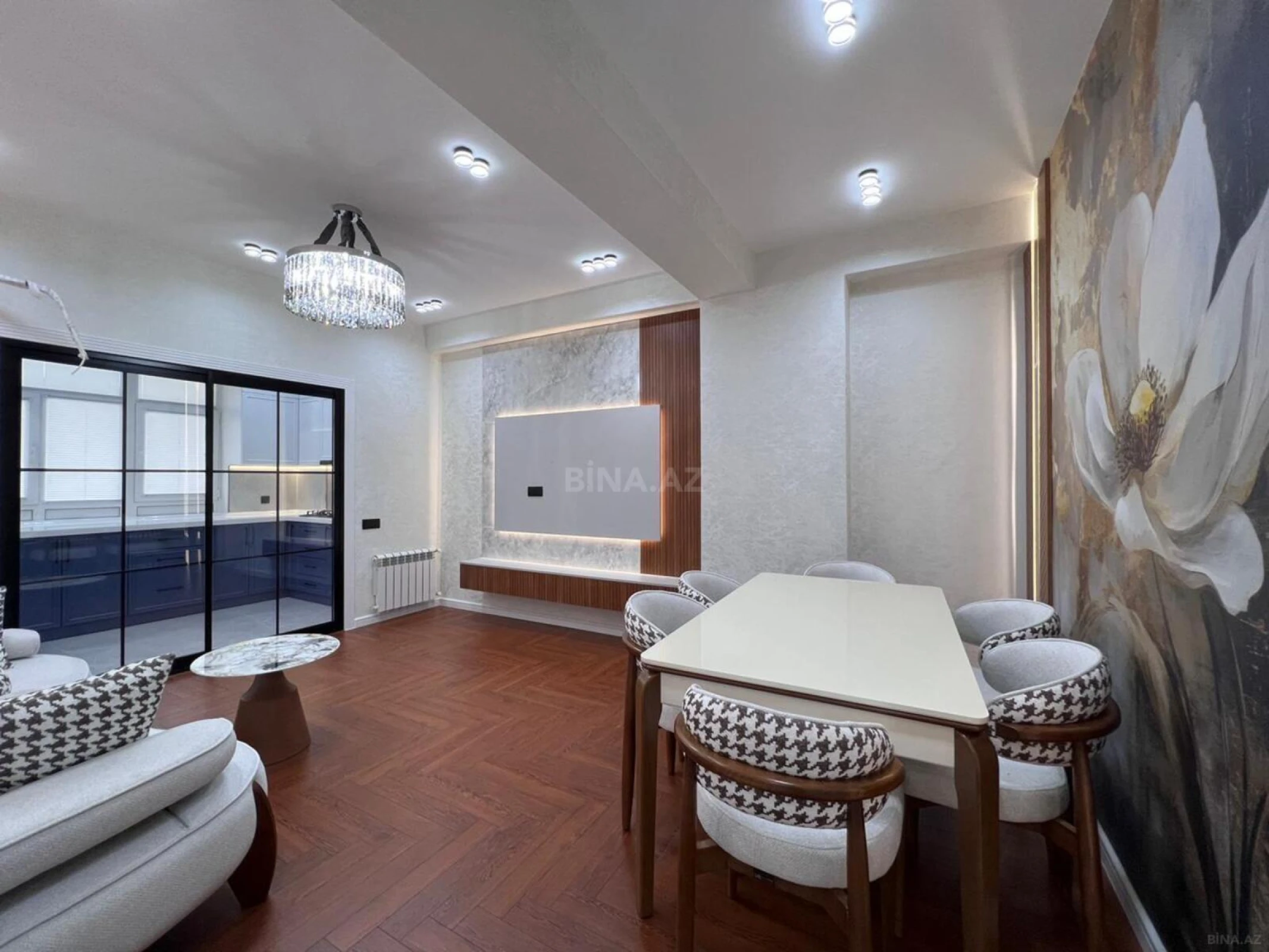 Satılır 3 otaqlı mənzil 96 m²